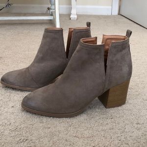 Adorable taupe booties